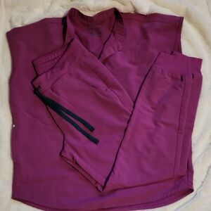 Figs Scrub Set Deep Fuchsia